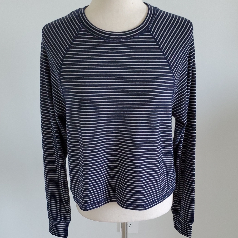 Z Lounge women’s Striped Navy/White Women's Top Size S new with tags